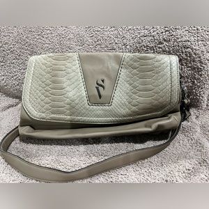 Vera Wang tan shoulder bag!